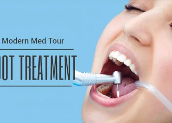 إيران هي وجهة ممتازة لعلاج تاج الأسنان بأسعار تنافسية. مقارنة بالمملكة المتحدة، حيث يمكن أن تتراوح تكلفة علاج تاج الأسنان بين 1760 دولار و2000 دولار، تقدم إيران هذا الإجراء الأساسي بتكلفة أقل بكثير، حيث تتراوح بين 80 دولار و150 دولار فقط. هذا الفارق الكبير في الأسعار يجعل إيران وجهة مثالية لمن يبحثون عن علاج تاج الأسنان بأسعار معقولة. والأمر الرائع أن أسعار إيران تبقى معقولة مقارنة بأغلب البلدان في جميع أنحاء العالم. إذا كنت بحاجة إلى علاج تاج الأسنان عالي الجودة بتكلفة معقولة، إذاً إيران هي الوجهة المثلى لك.